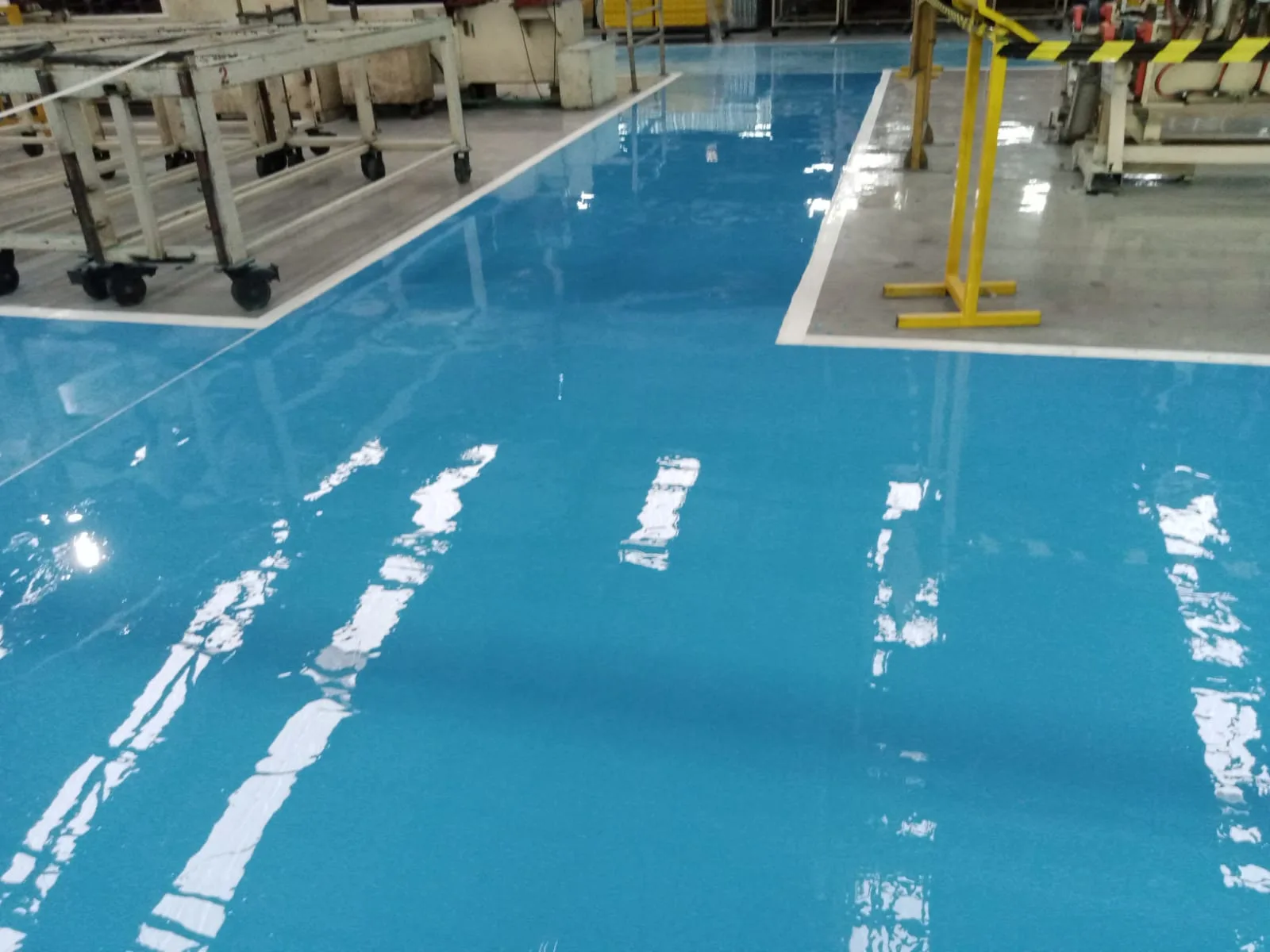 Kontraktor Jasa Epoxy Lantai